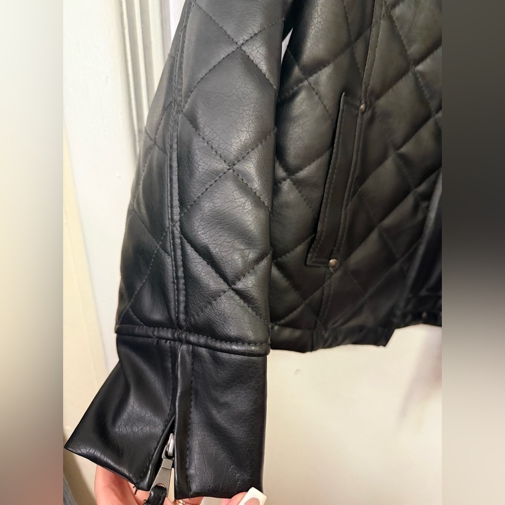 A.N.A Quilted Black Faux Leather Moto Jacket Zip Up Women’s Capsule Office Small - Picture 6 of 9